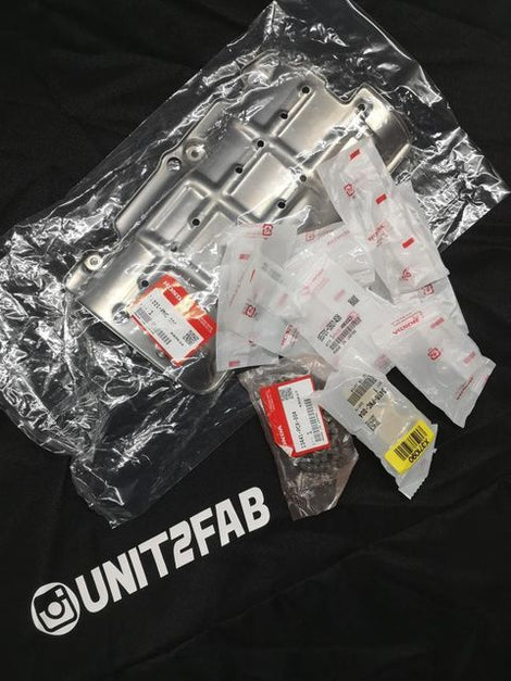 HONDA FD2 OIL PUMP CONVERSION KIT WITH BOLTS AND TRAY